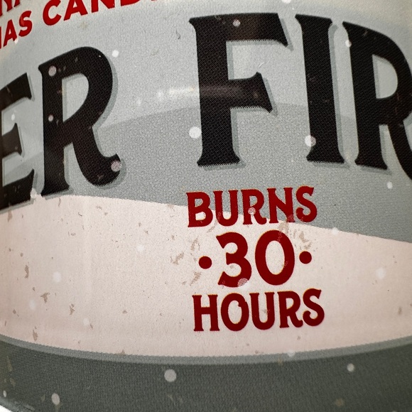 New Fraser Fir essential oil Christmas Tree Candle 30 Hours - Picture 4 of 5